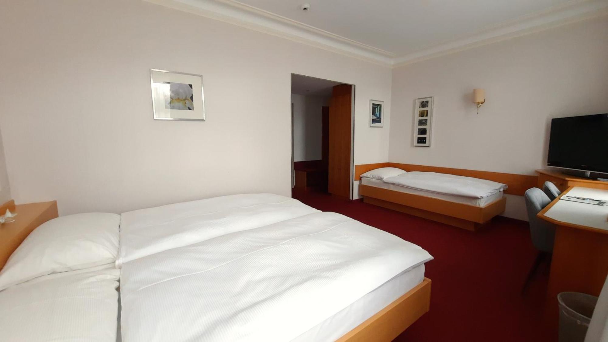 Hotel Promenade Schaffhausen Buitenkant foto